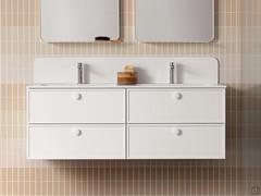 Zwei Unterschränke mit integriertem Frame Console-Becken zu einer größeren Zusammensetzung kombiniert (bereits als N102 erhältlich)