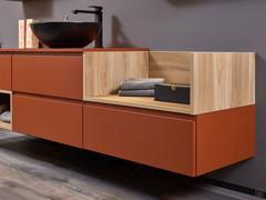 Hängender Badezimmerschrank für Aufsatzwaschbecken N122 Atlantic, komplett mit praktischem Regal mit Rückwand, hier kombiniert mit einem Unterschrank mit Schublade.