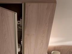 Innenansicht mit Glasböden. Melamin in Holzoptik 277 Crunchy