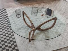 Helix Couchtisch von Cattelan in runder Version. Untertisch aus Canaletto Nussbaum