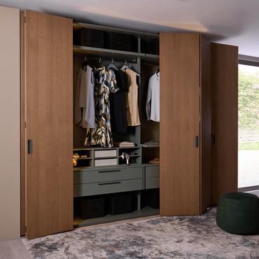 Holzkleiderschrank mit Flügeltüren Driver Wide