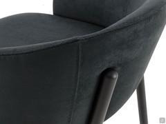 Detail der Metallstruktur für das Sitzvolumen