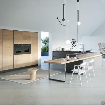 Inselküche mit Tisch Six 13