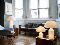 Kollektion von Atollo-Lampen aus Opalglas in den drei Größen klein, mittel und groß