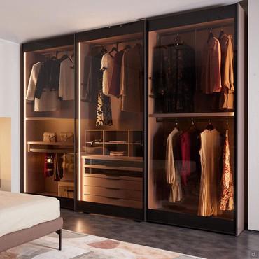 Schrank mit transparenten Schiebetüren Boutique Player 01 Outlet