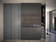 Zahlreiche Ausführungen für die TV-Abdeckungen in Mattlack und Holz erhältlich