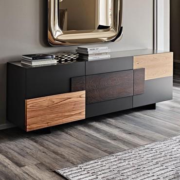 Sideboard mit Turiner Holzeinlagen, Modell mit drei Flügeltüren
