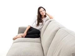 Sitzproportionen und Ergonomie des Sofas Elwood
