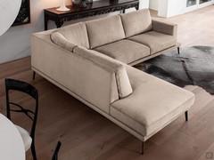 Draufsicht auf ein modulares Ecksofa Agadir: Auch im hinteren Bereich sind die einzelnen Elemente perfekt verarbeitet, so dass sie in der Mitte des Raumes platziert werden können