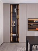 Lounge matt lackiert AL23 Canapa Schranksäule mit 80:40 Verarbeitung, zwischen einer Patchwork Säule Bücherregal und einem Lounge Fach mit Regalen