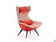 Olivia armchair in the version with headrest and lumbar cushion