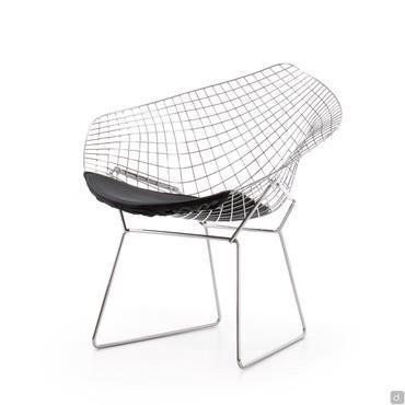 Wire Diamond armchair created by Harry Bertoia