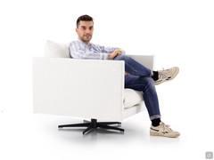Seating ergonomics and proportions of the Aker armchair in the 80 cm wide swivel version