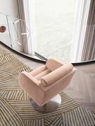 Detail of the upholstered 'roller' seat and backrest for optimum comfort and cosiness