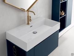 Tahiti bathtub in glossy white Mineralguss on Atlantic lacquered base on Laos veneer, a finish with a distinctive ribbed effect