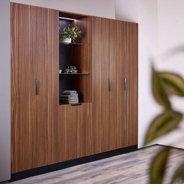Oasis L07 laundry unit with washing machine cupboard