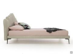 Side view and proportions of the bed Belle with thin bed frame h.9