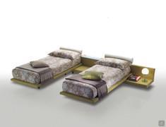 Il letto Jalisco nella versione doppio letto - the positioning of the glass shelf will not be as in this picture