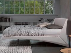 Dylan suspended leather double bed by Cattelan
