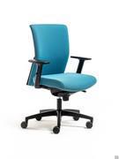 Steve office task chair with height-adjustable armrests and synchronised mechanism