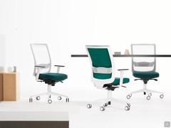 Bill office task chairs with white shell and mesh or upholstered backrest, available with or without armrests