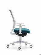White Bill office chair with height-adjustable armrests and reclining mesh backrest