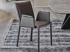 Italia chair with armrests fully upholstered with matching stitching