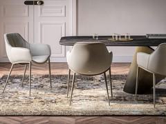 Dining chair with armrests Scarlett by Cattelan in the version with 4 metal legs