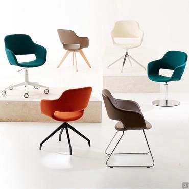 Wizard upholstered swivel meeting chair 