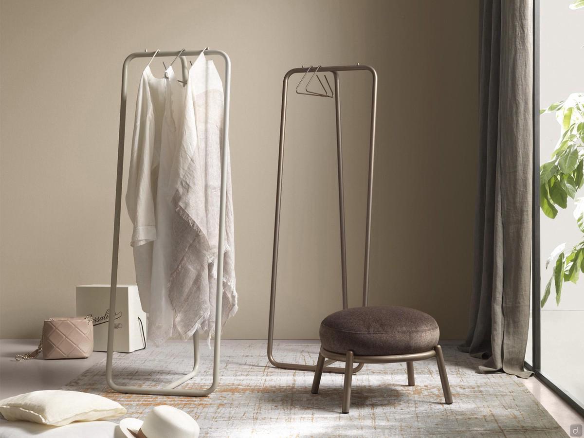 Giza is a modern complement with urban nuances, which can be used with practicality in sleeping areas with a contemporary character