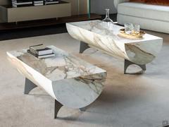 Caesar coffee table by Cattelan, gently curved ceramic stone supported by metal base. Keramik stone KM18 Marble Borghini Calacatta Matt and metal titanium