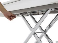 Detail of the height adjustment lever