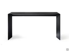 Front view of the modern desk Cabo. Slim lines and minimal footprint for a minimalist look