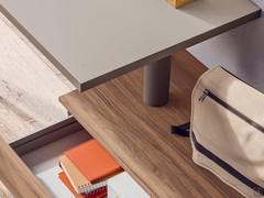 Detail of the 2-drawer cabinet with cylinder spacer