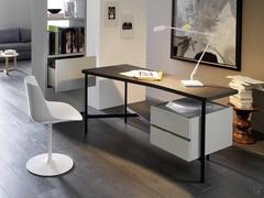 Kansas desk extremely customisable in finishes, equipped with optional drawer unit with practical top tray, also available with glass top