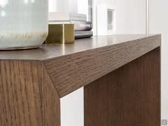 Detail of mitre joints