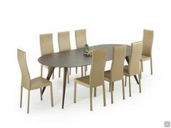 Extendable table fitted with three extension leaves