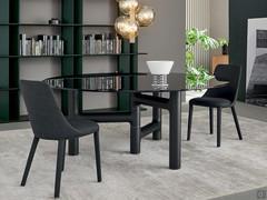 Pivot table by Bonaldo in version with round crystal top