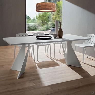 Jeor dining table with designer metal legs