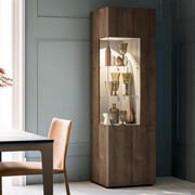 Showcase Start ideal for decorating your living room in an elegant and refined way
