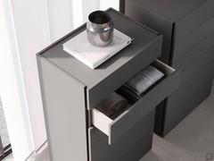 Bedroom furniture set with side grip opening Row, detail of side recessed opening
