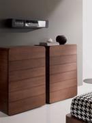 Bedroom storage units with curved corners Icarus - Three-quarter view of two high chests side by side to create sophisticated and elegant combinations
