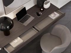 Nebula in the home-office desk version: note the single top drawer divided into two compartments. Stained oak veneer finish