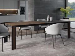 Marshall 4-seater extendable kitchen table - top in matt oxide brown ceramic glass with extensions in anthracite laminated veneer. Black lacquered metal legs with thermobaked dark oak insert