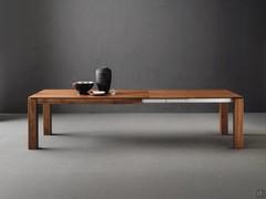 Acapulco rectangular extendable table. Available in numerous sizes, also fixed, with widths from 140 cm to over 300. (The Walnut wood version is only available on request. Please contact Customer Service for a quote)