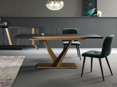 200 cm wide Fortaleza table with terracotta oak top, bronze metal base with wooden insert