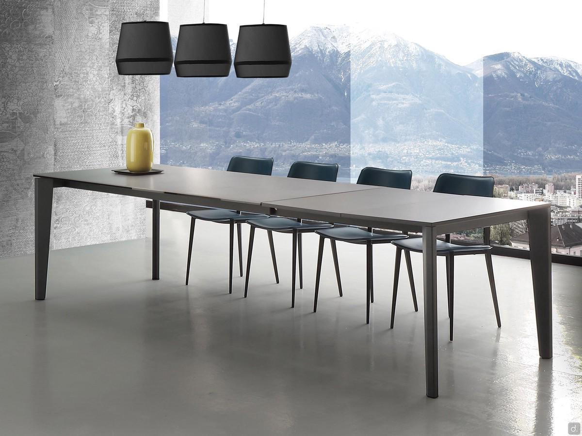 Extending table with triangular legs Camelot - extendable, depending on the model chosen, respectively with single extension up to cm 170 / 200 and with double extension cm 210 - 260 / 240 - 290