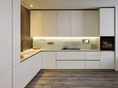 White and gold modern kitchen Numa Eleven