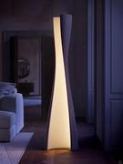 Diploma lamp by Cattelan in night setting. The light is dimmable and adjustable via foot switch