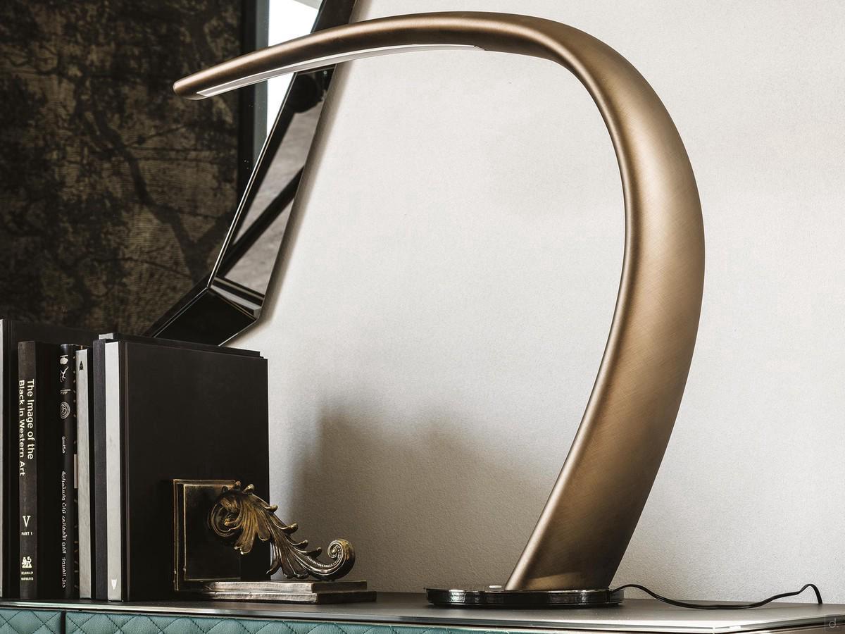 Mamba curved designer table lamp by Cattelan 
